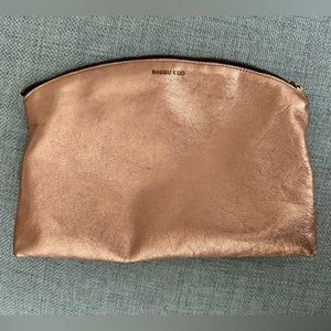 BAGGU x UO leather clutch pouch [rose gold & black]